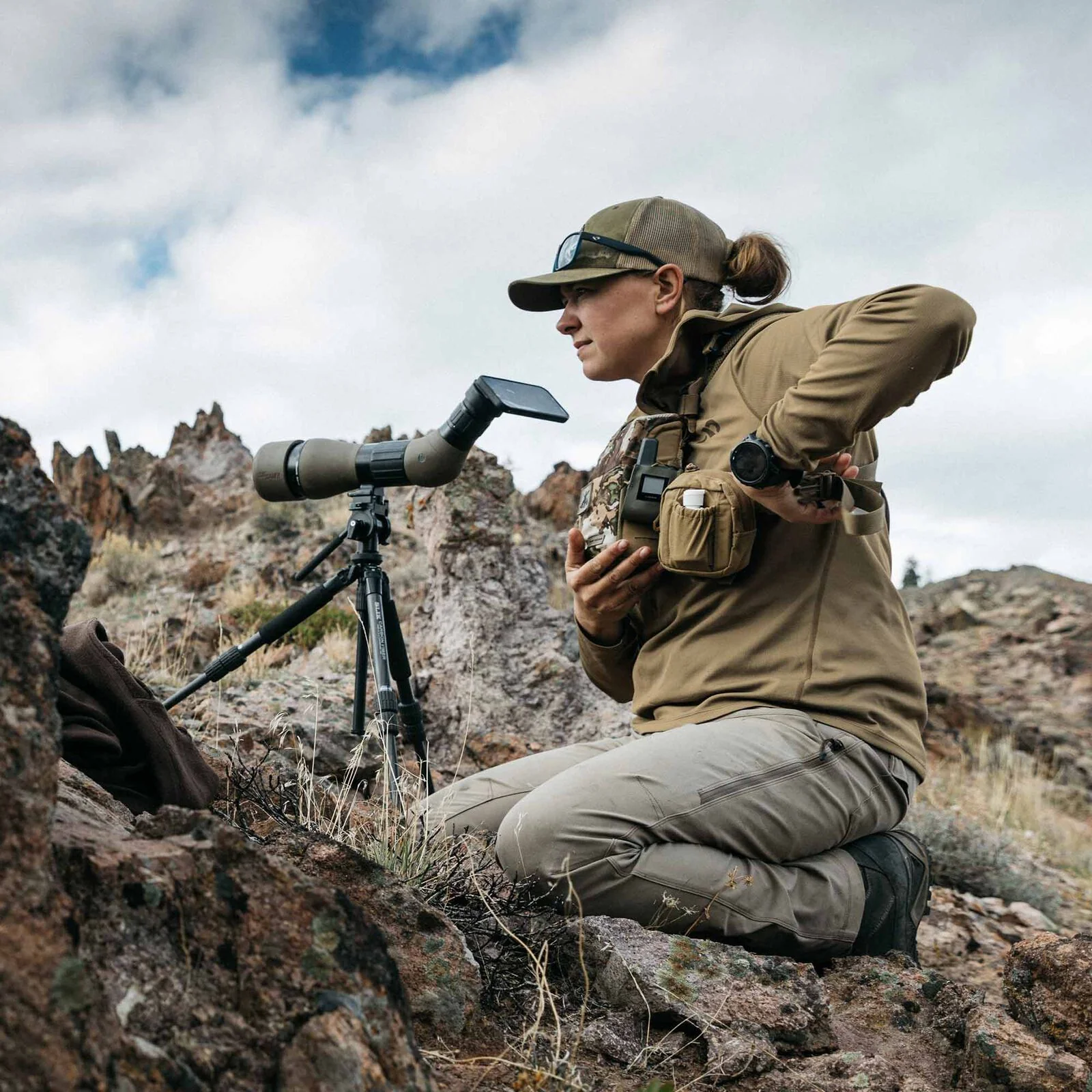 First lite Women's Yuma Synthetic Hoody - Image 8